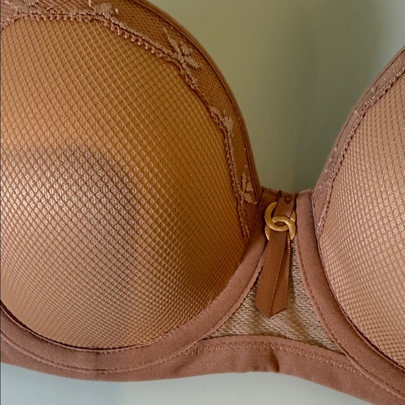 Freya Bra in tan also without straps - Picture 10 of 10